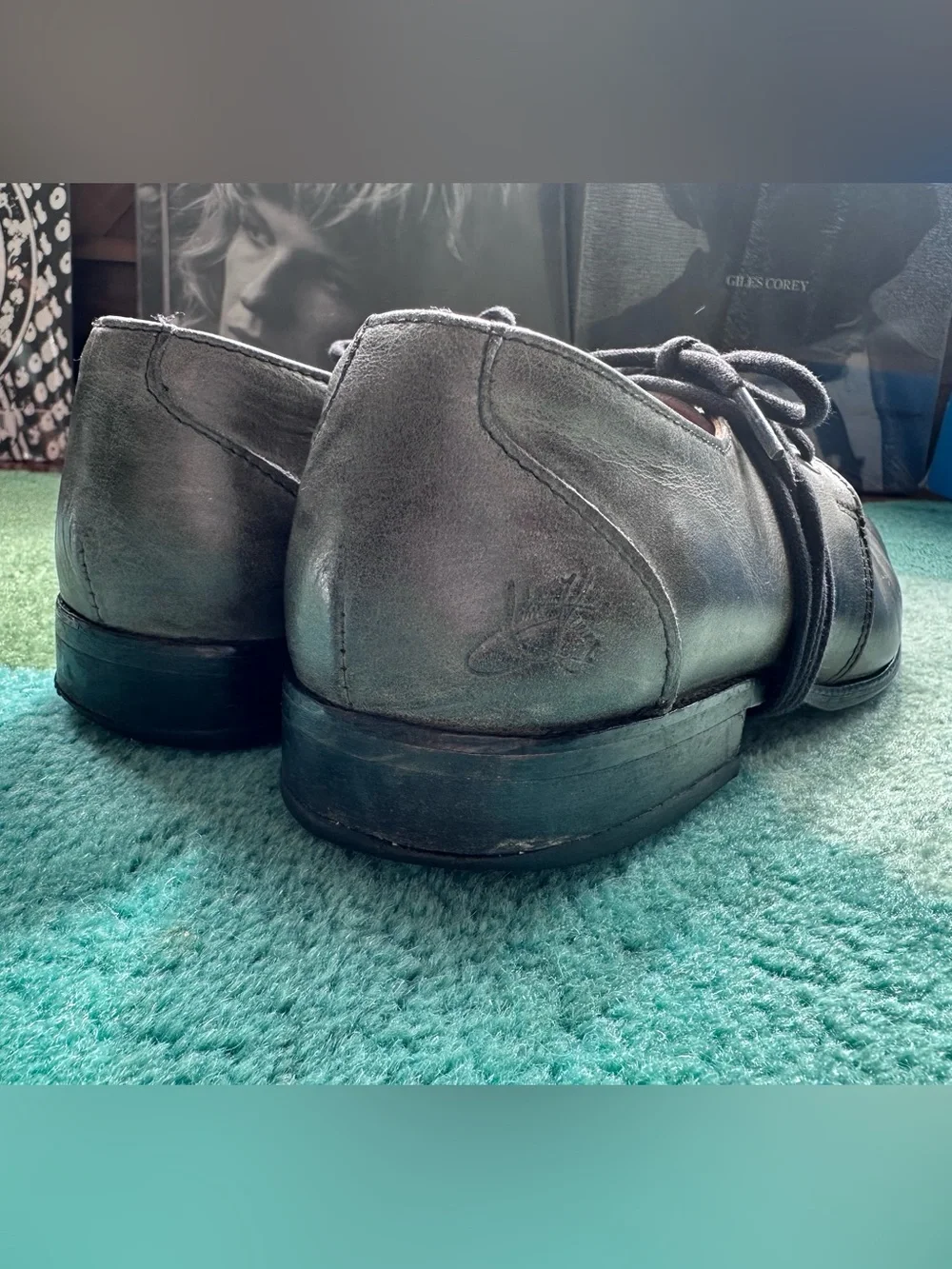 Fluevog Headliners Gable grey distressed wraparound derby shoe -M8 (fits 7.5/7)